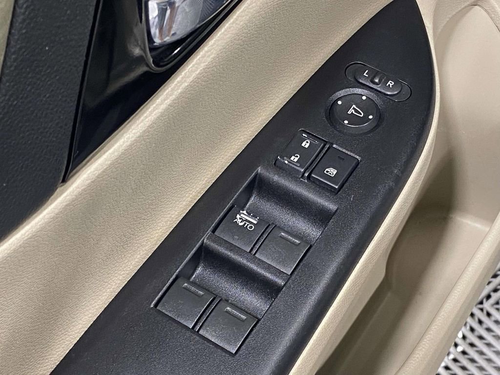 Used 2017 Honda Accord LX image 19