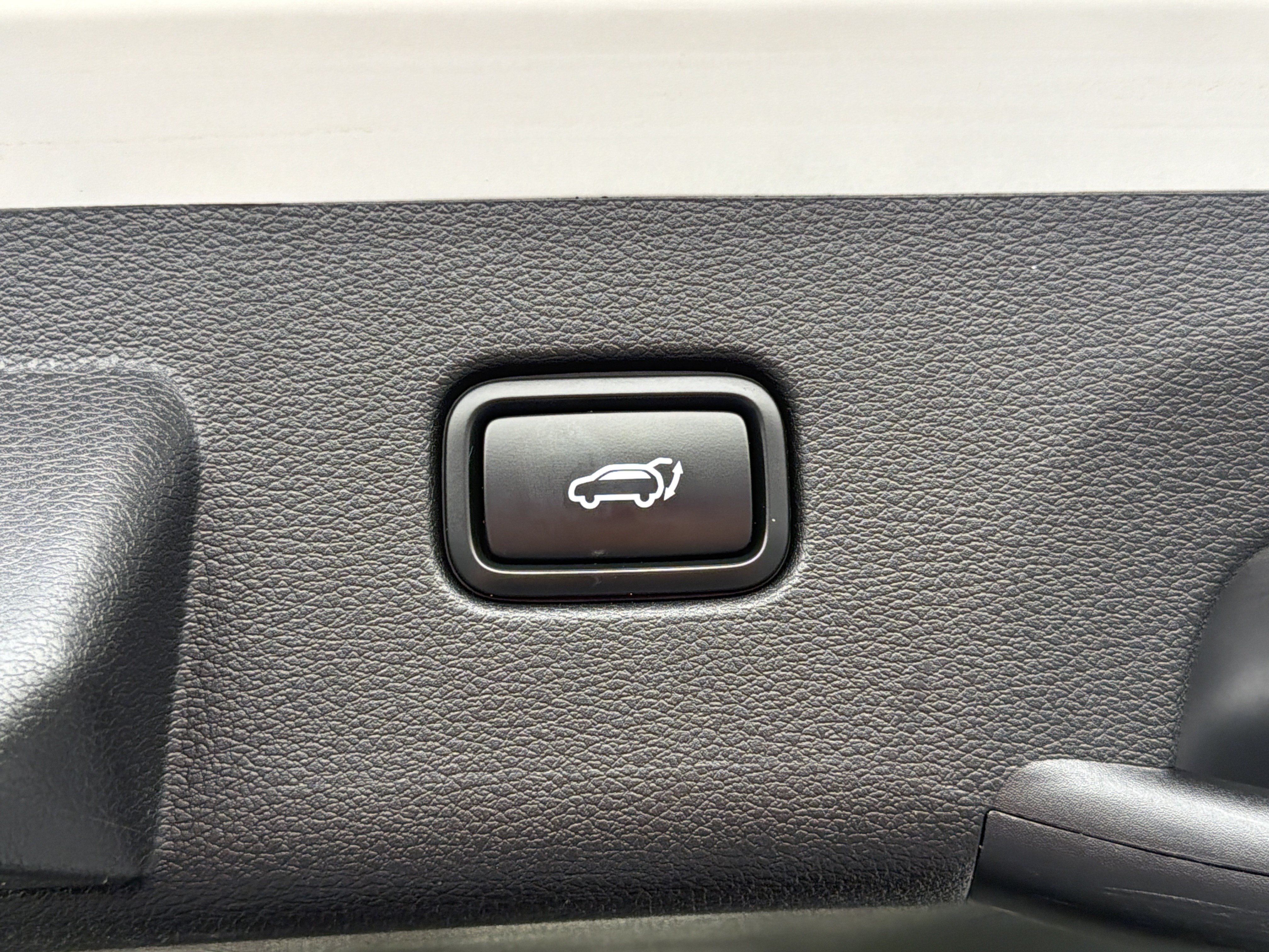 Used 2024 Kia Sportage SX FWD image 18