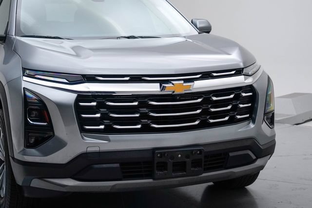 Used 2025 Chevrolet Equinox LT w/ Convenience Package II FWD image 11