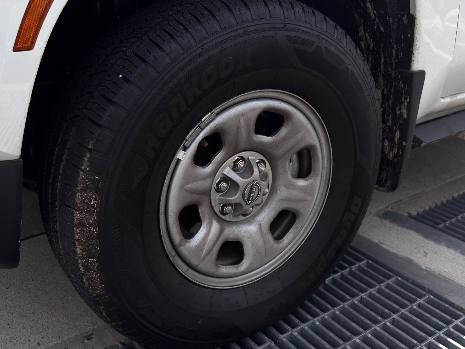 Used 2024 Nissan Frontier S image 10