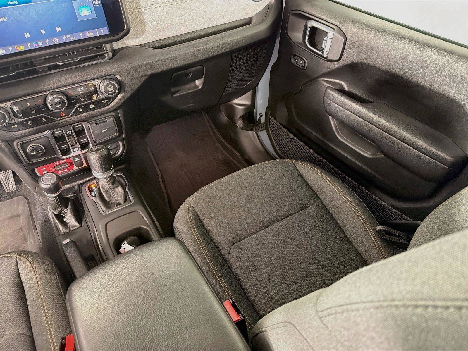 Used 2025 Jeep Gladiator Sport AWD/4WD image 27