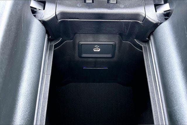 Certified 2026 Mercedes-Benz GLC 300 4MATIC image 19