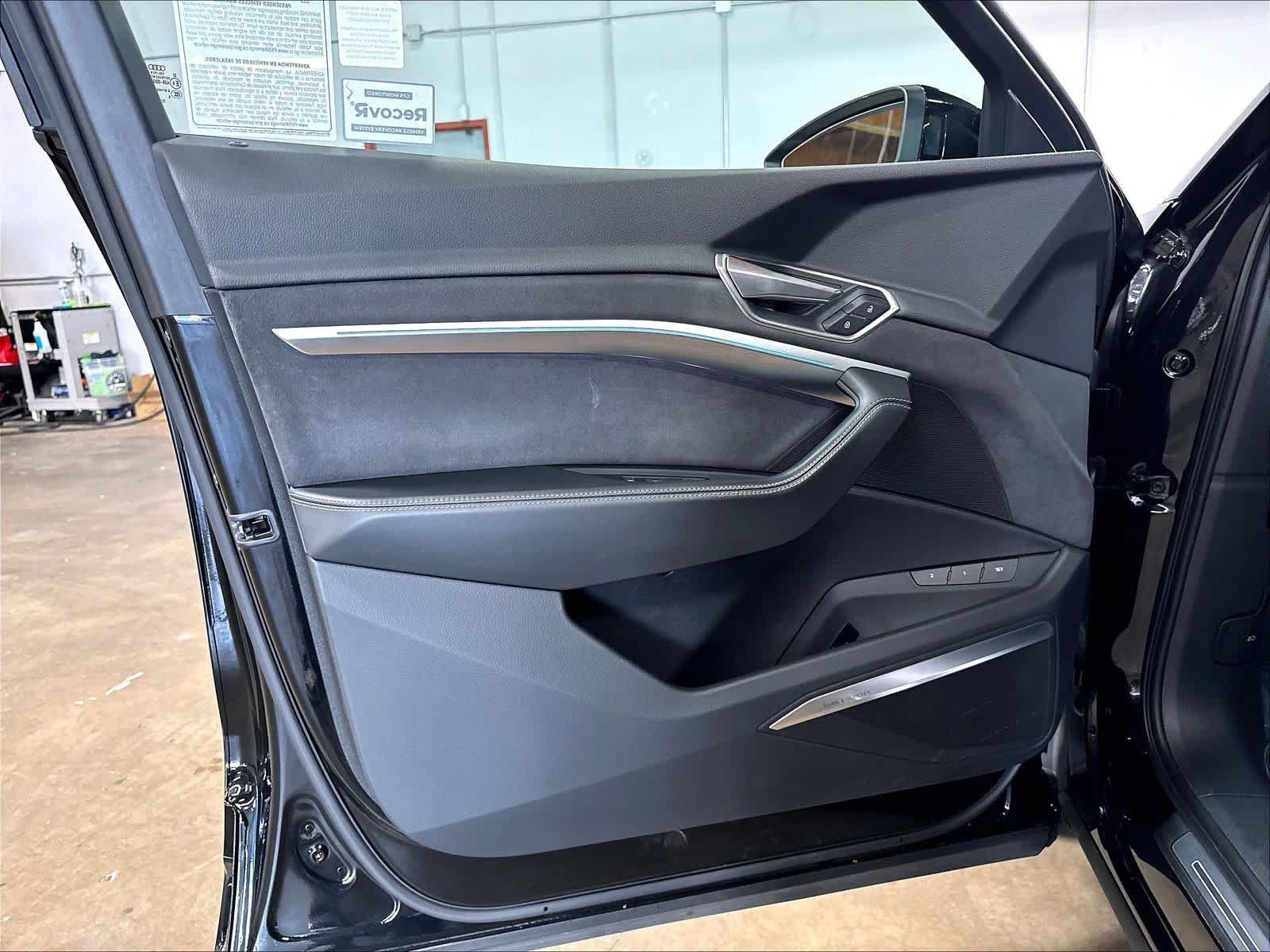 Certified 2023 Audi e-tron Chronos w/ Chronos Package AWD/4WD image 24