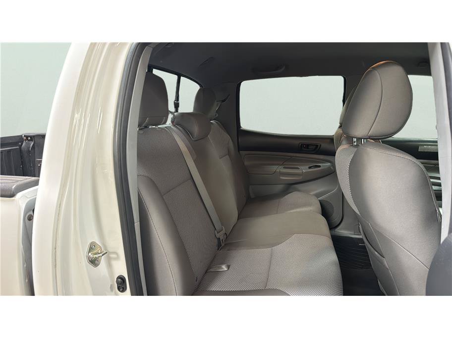 Used 2014 Toyota Tacoma PreRunner w/ TRD Off-Road Package RWD image 21