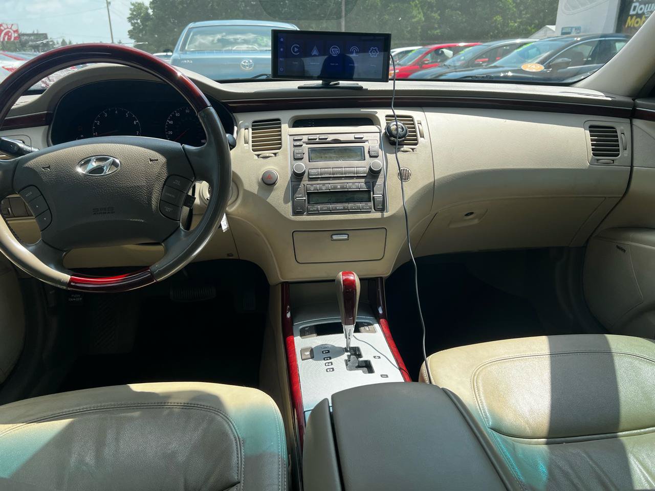 Used 2008 Hyundai Azera Limited FWD image 15