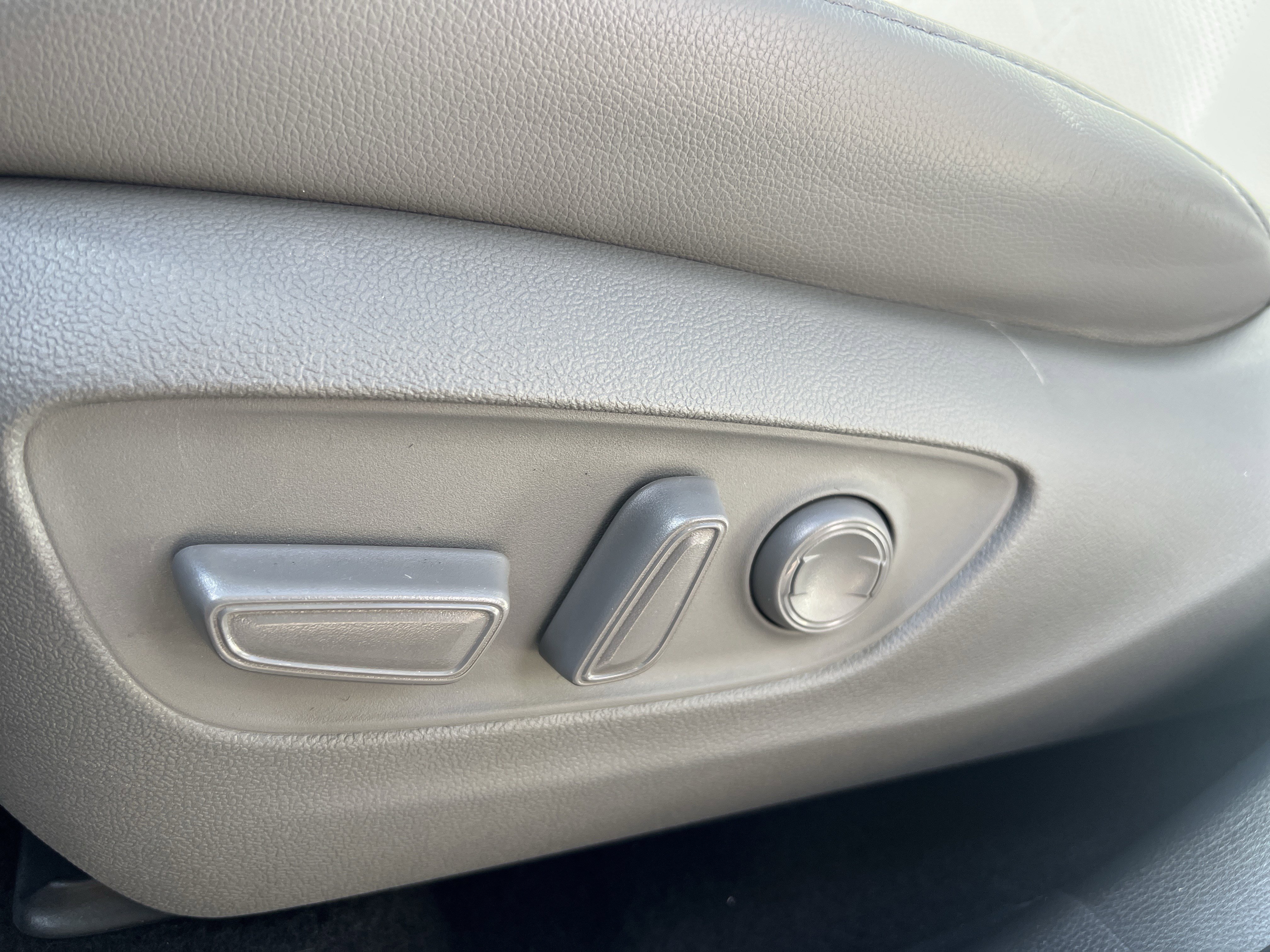 Used 2021 Toyota Highlander Platinum image 23