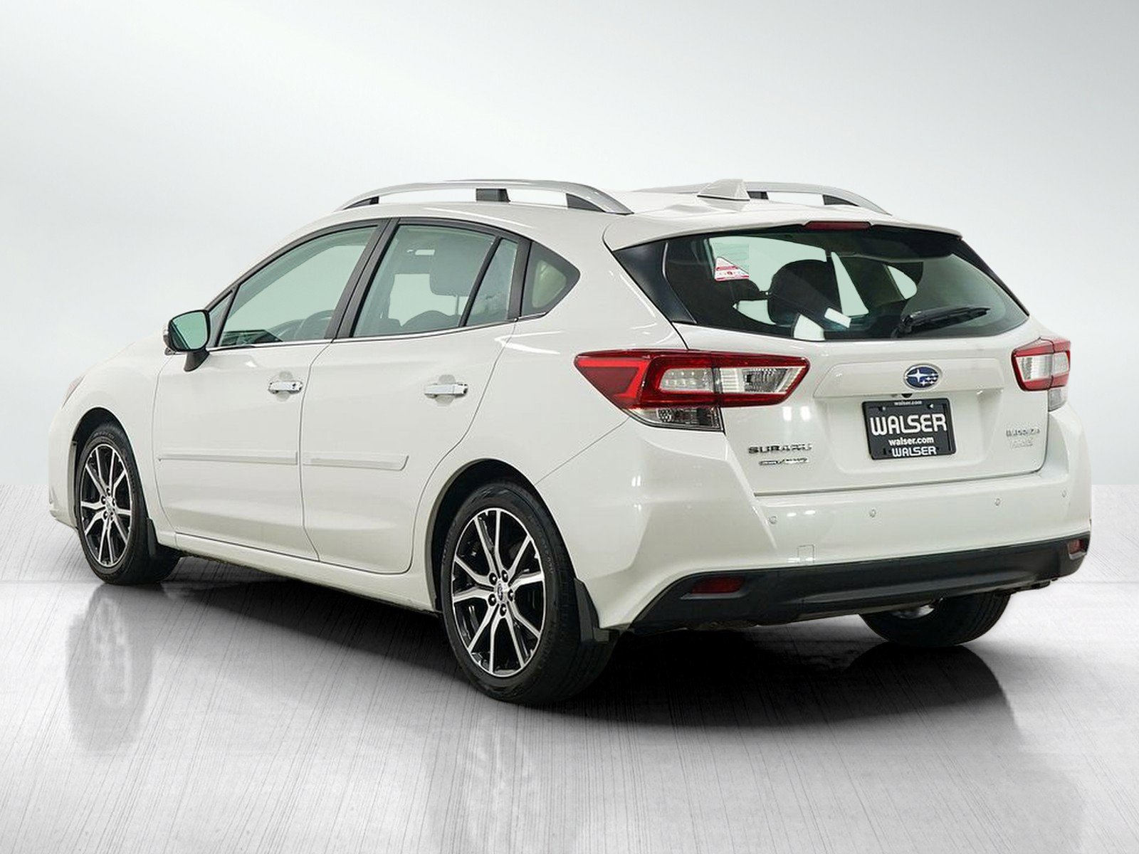 Used 2017 Subaru Impreza 2.0i Limited w/ Moonroof/BSD & Rcta/Eyesight AWD/4WD image 3