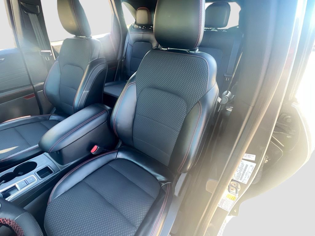 Used 2023 Ford Escape ST-Line w/ Tech Pack #1 FWD image 19
