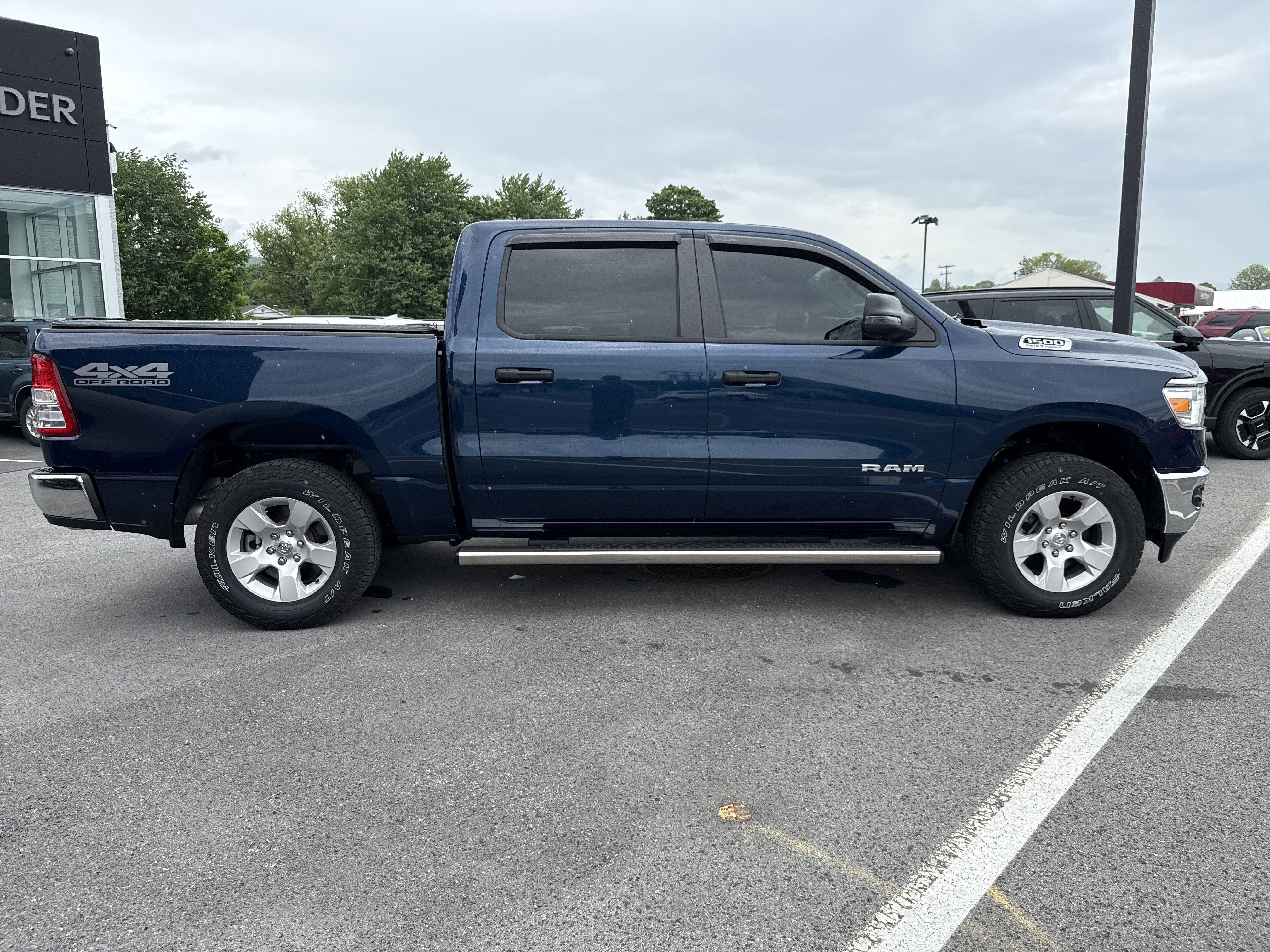 Used 2023 RAM 1500 Big Horn AWD/4WD image 2