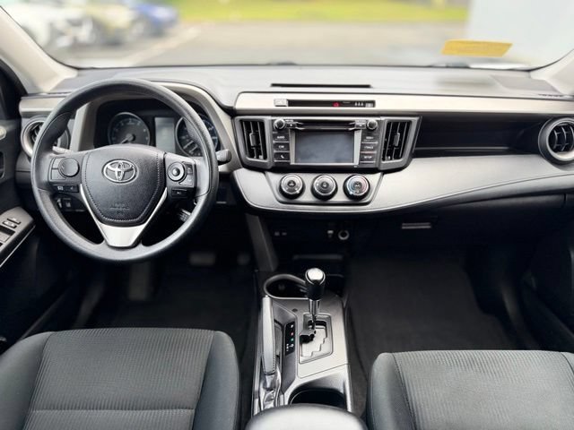 Used 2017 Toyota RAV4 LE w/ Carpet Mat Package AWD/4WD image 23