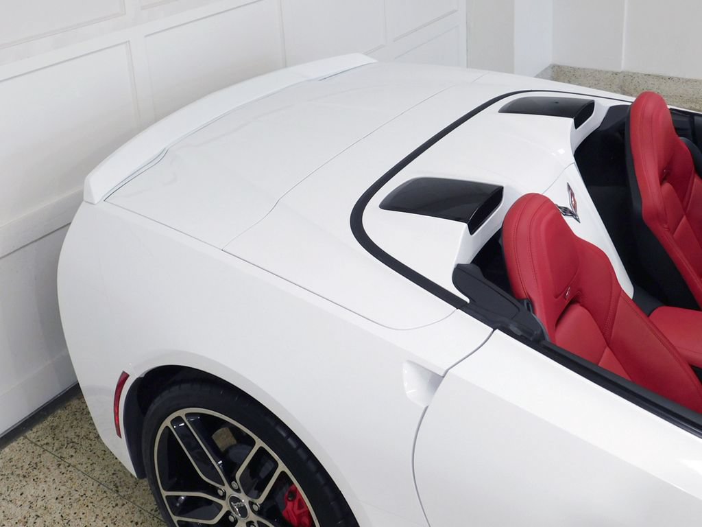 Used 2016 Chevrolet Corvette Stingray Convertible w/ 3LT Preferred Equipment Group RWD image 15
