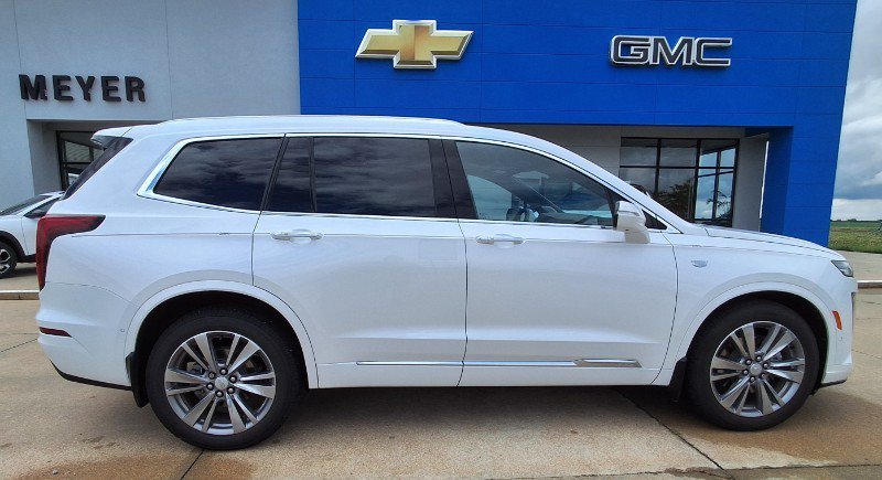 Used 2024 Cadillac XT6 Premium Luxury w/ Technology Package AWD/4WD image 1