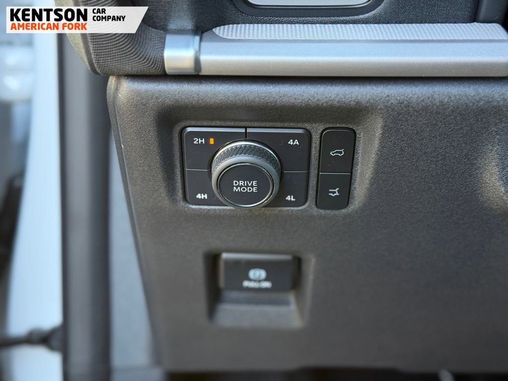 Used 2025 Ford Expedition Active image 21