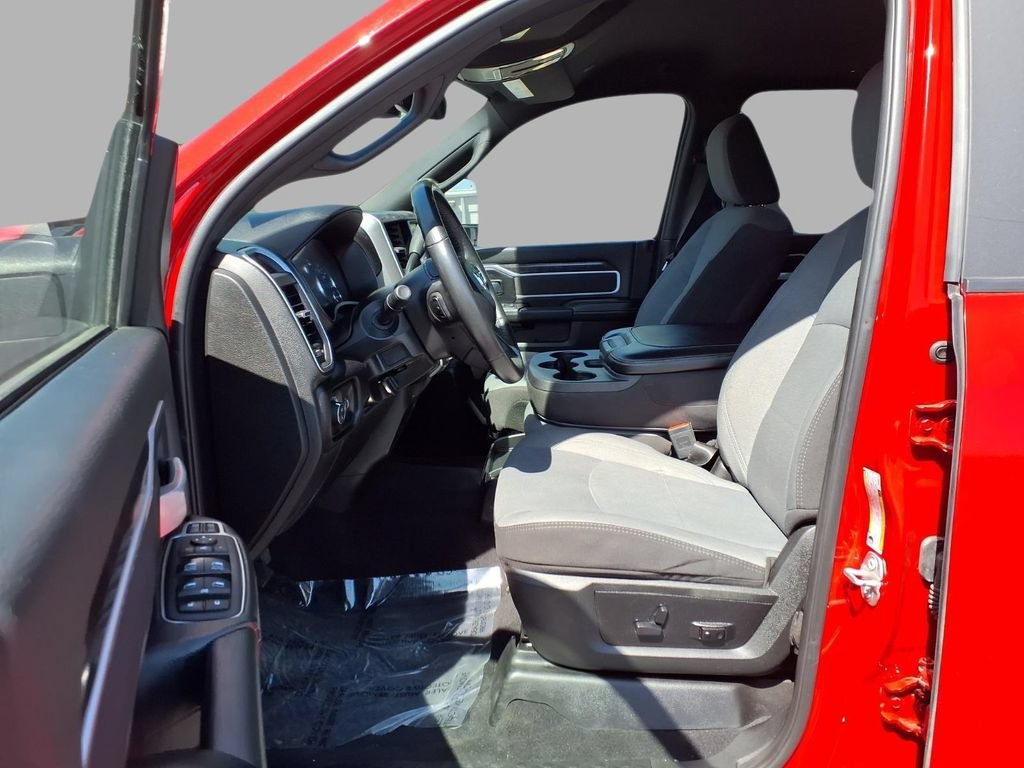 Used 2024 RAM 2500 Big Horn AWD/4WD image 21