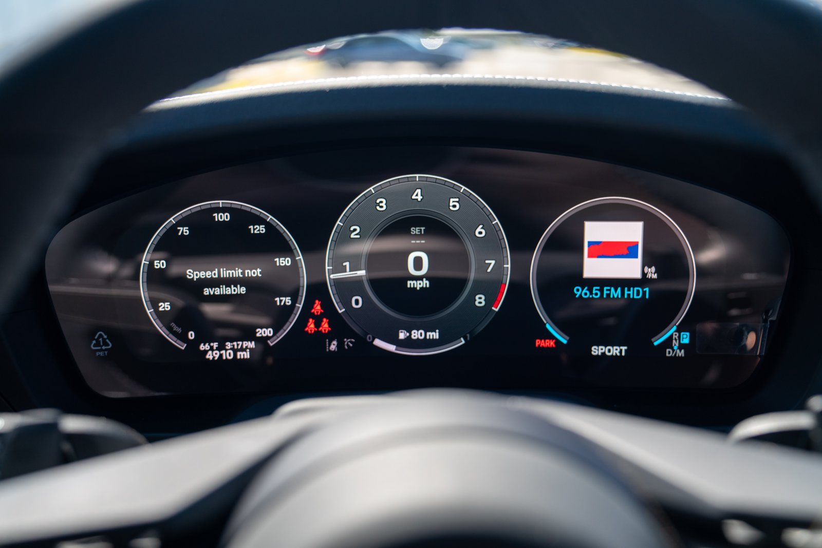 Certified 2025 Porsche 911 Carrera RWD image 15