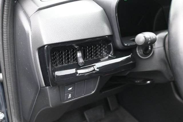Used 2025 Honda CR-V Sport Touring image 13