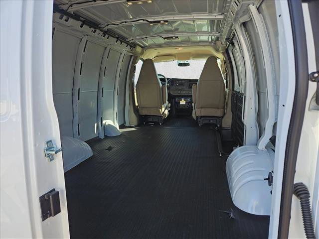 New 2025 Chevrolet Express 2500 w/ Driver Convenience Package image 8