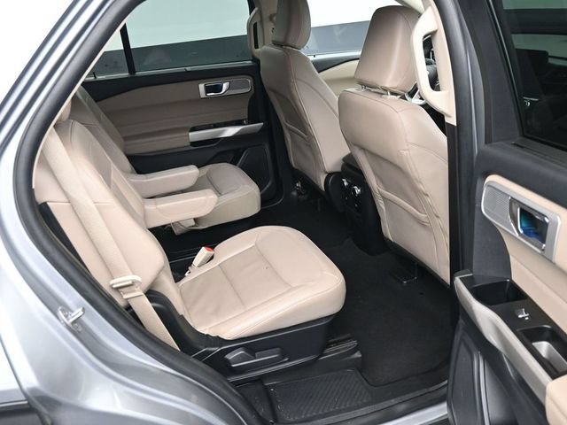 Certified 2023 Ford Explorer Limited w/ Equipment Group 301A RWD image 15