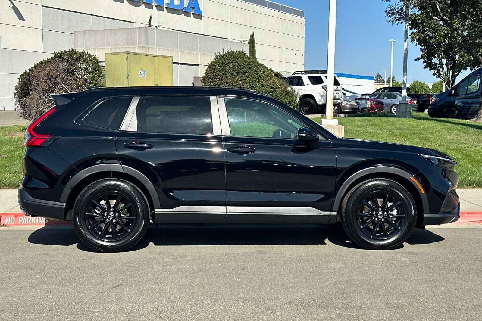 Used 2026 Honda CR-V Sport image 3