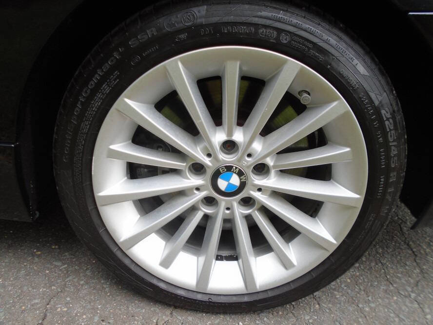 Used 2009 BMW 335i Sedan w/ Premium Pkg image 26