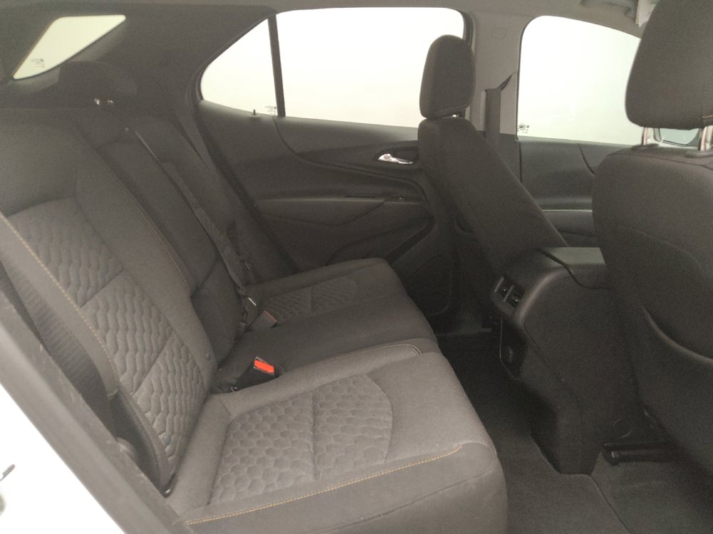 Used 2018 Chevrolet Equinox LT image 19