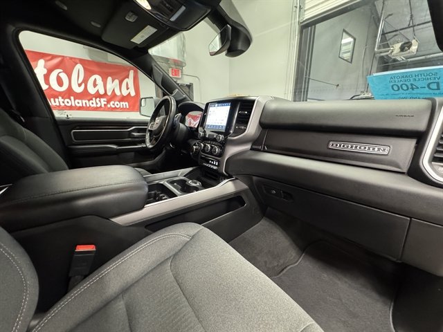 Used 2022 RAM 1500 Big Horn AWD/4WD image 14