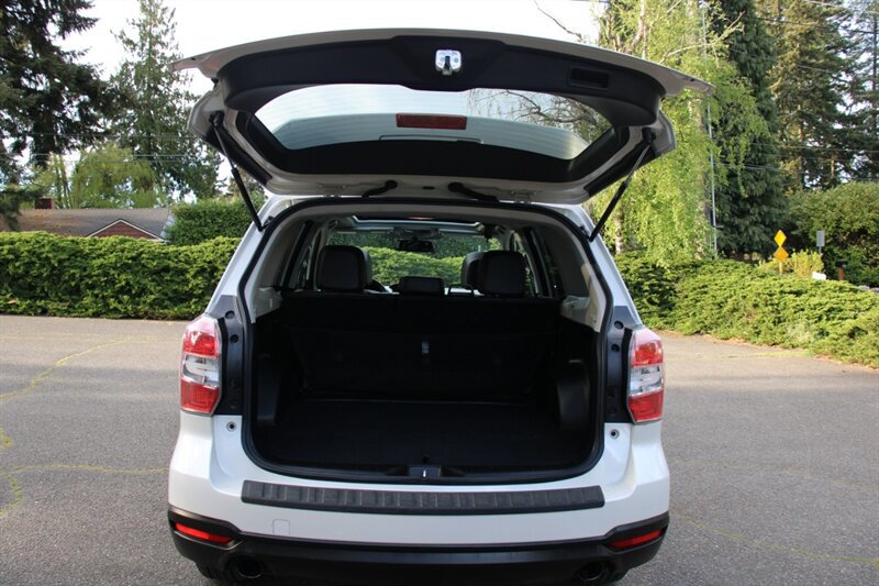 Used 2015 Subaru Forester 2.0XT Premium w/ Popular Package #2 AWD/4WD image 18