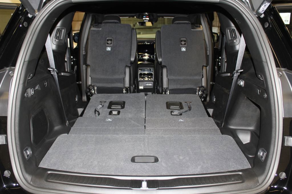 New 2025 Jeep Grand Cherokee L Limited w/ Black Appearance Package image 41