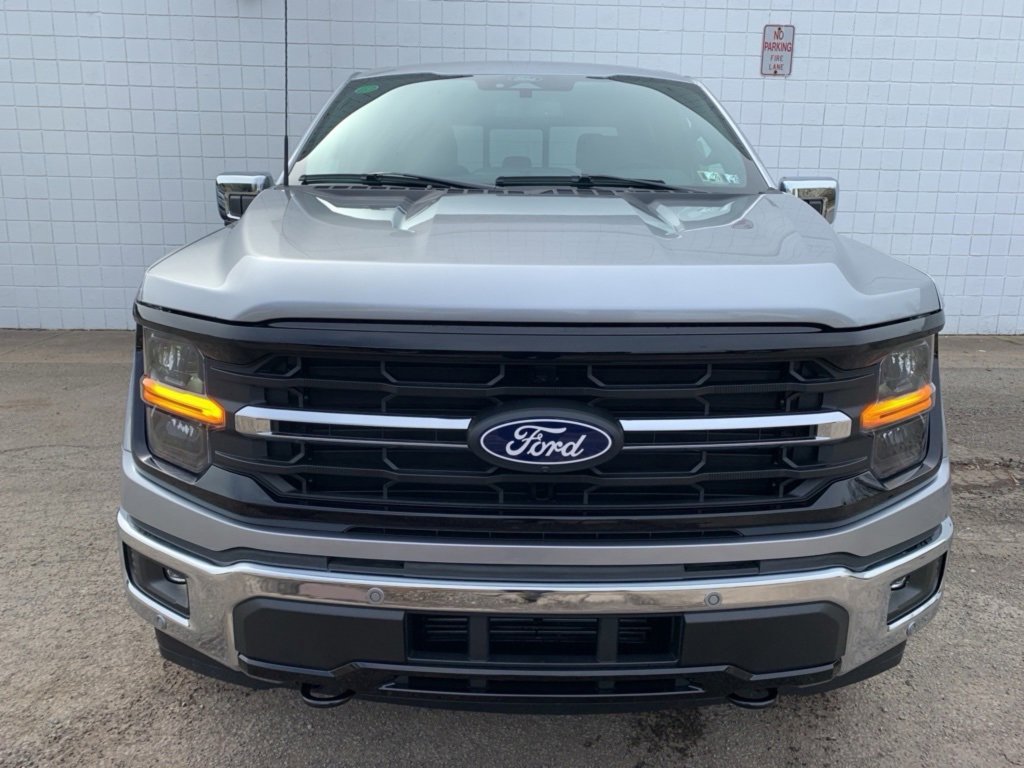 New 2025 Ford F150 XLT w/ Equipment Group 302A MID image 2