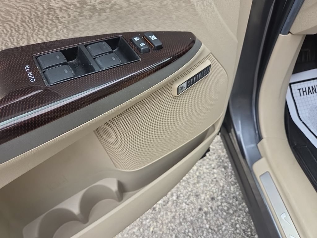 Used 2009 Toyota Venza AWD image 15