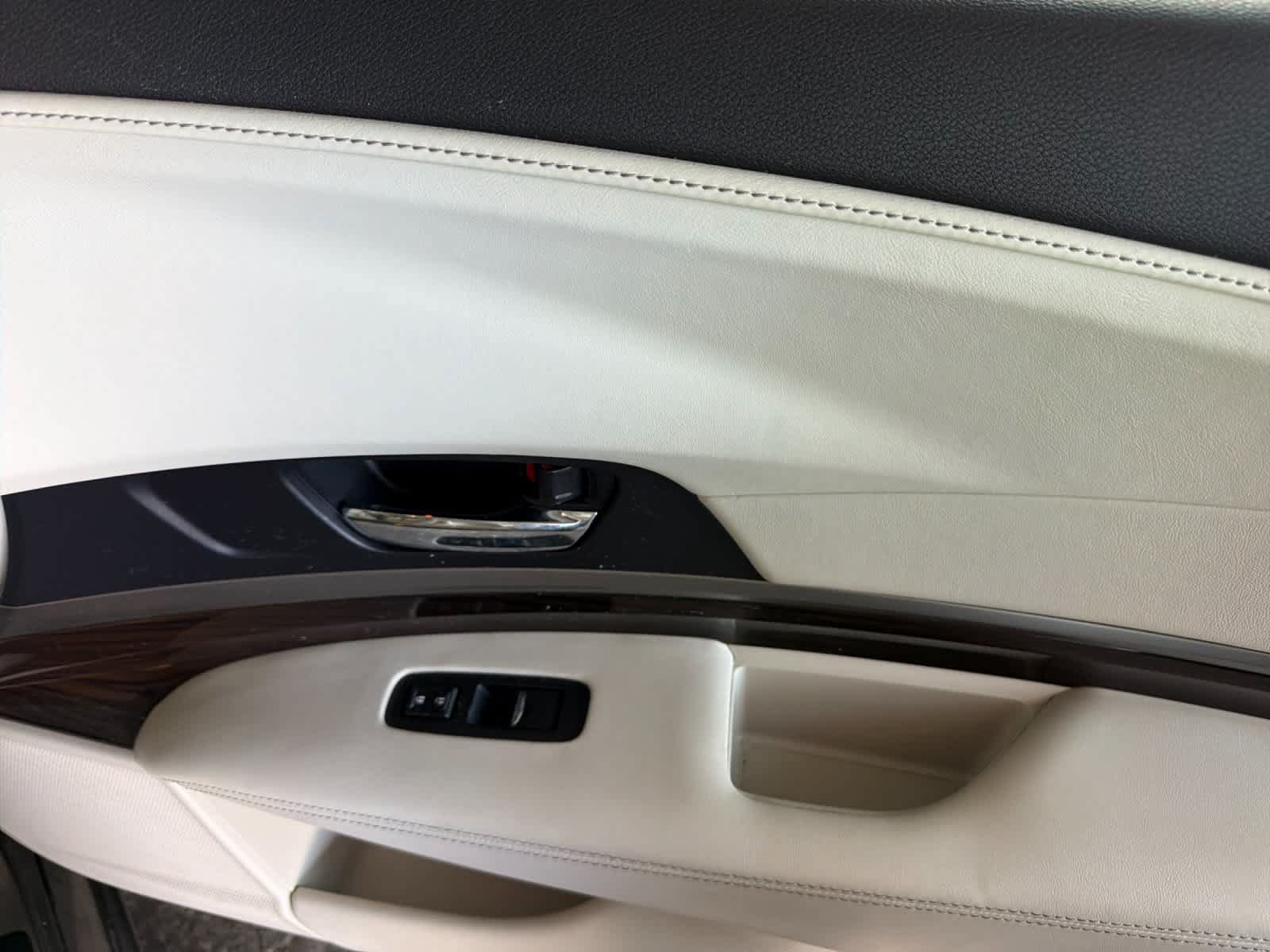 Used 2015 Acura RLX w/ Technology Package FWD image 17