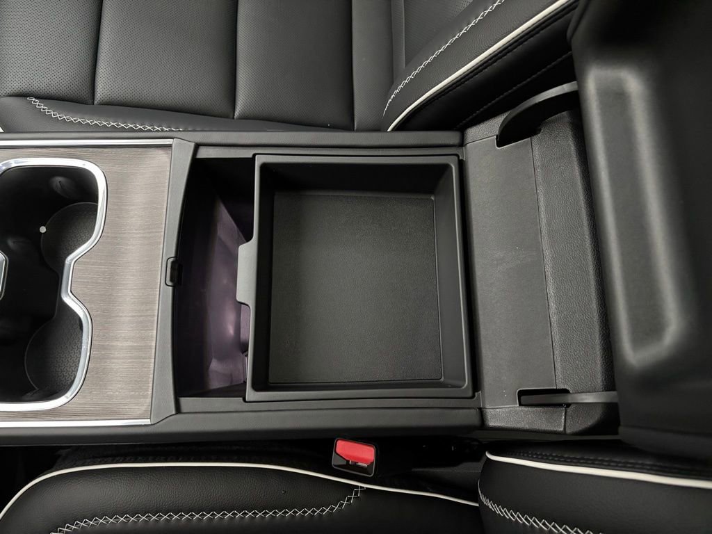 New 2026 GMC Acadia Denali w/ Super Cruise Package image 34