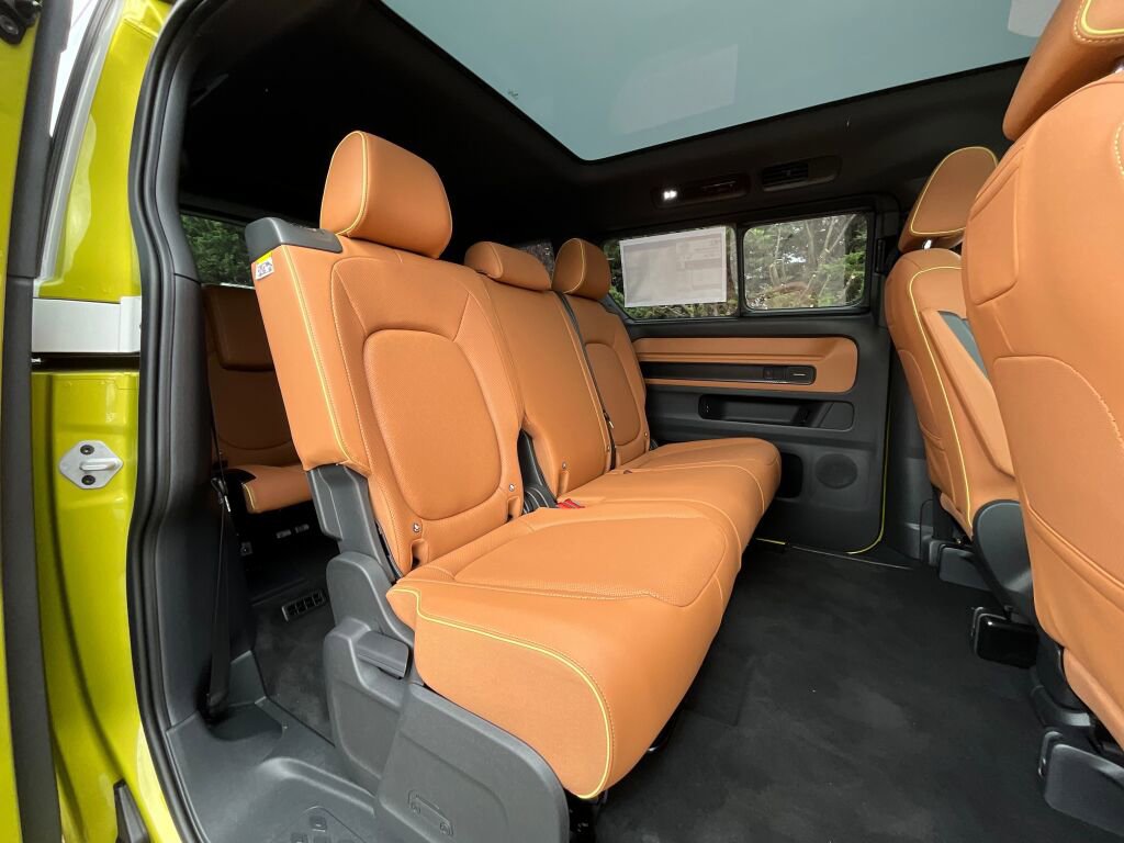 New 2025 Volkswagen ID. Buzz Pro S Plus image 14