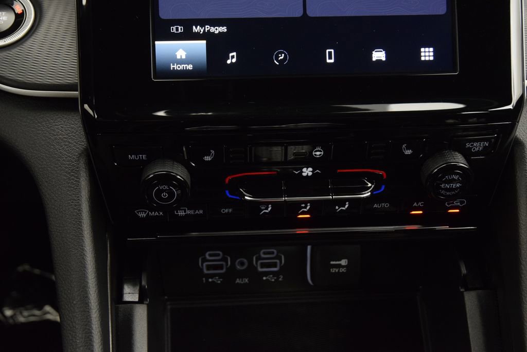 Used 2024 Jeep Grand Cherokee Altitude RWD image 25