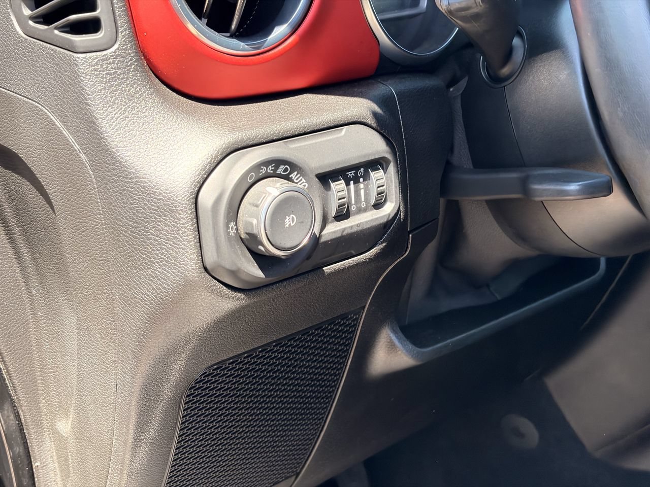 Used 2021 Jeep Wrangler Unlimited Rubicon AWD/4WD image 20
