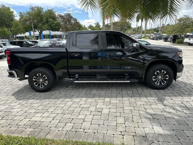 Used 2023 Chevrolet Silverado 1500 LT RWD image 14