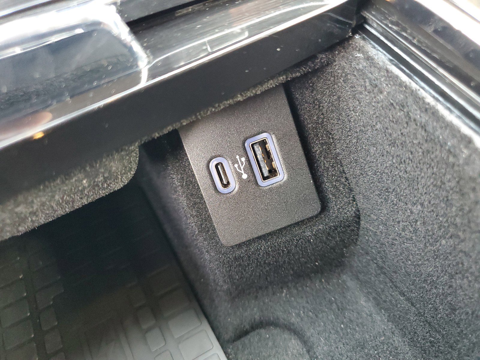 Used 2023 Lincoln Nautilus Reserve w/ Monochromatic Package image 27