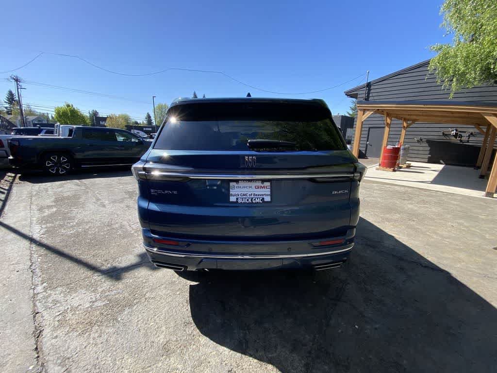 Used 2025 Buick Enclave Avenir w/ Super Cruise Package AWD/4WD image 5