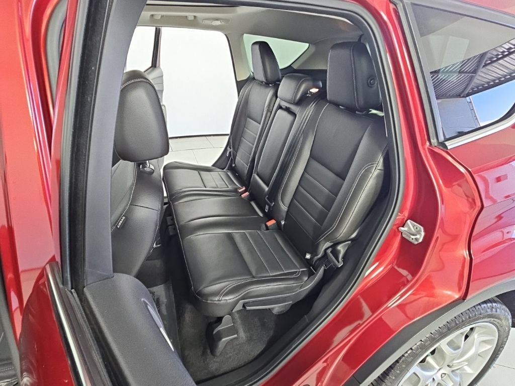 Used 2014 Ford Escape Titanium w/ Equipment Group 401A AWD/4WD image 21