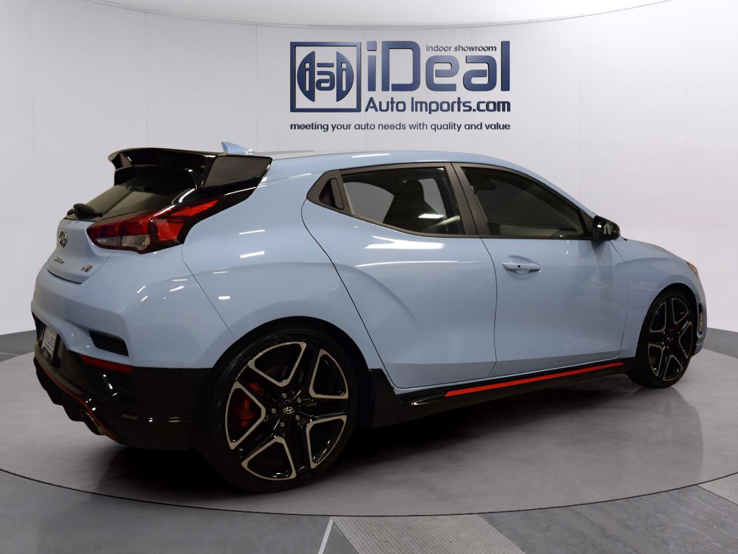 Used 2021 Hyundai Veloster N image 4