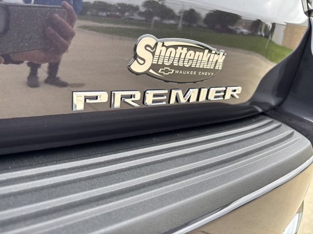 New 2026 Chevrolet Suburban Premier w/ Sun And Tow Package AWD/4WD image 31