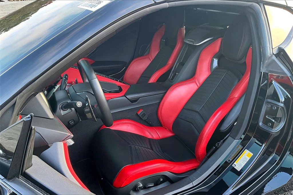 Used 2023 Chevrolet Corvette Stingray Preferred Cpe w/ 2LT image 18