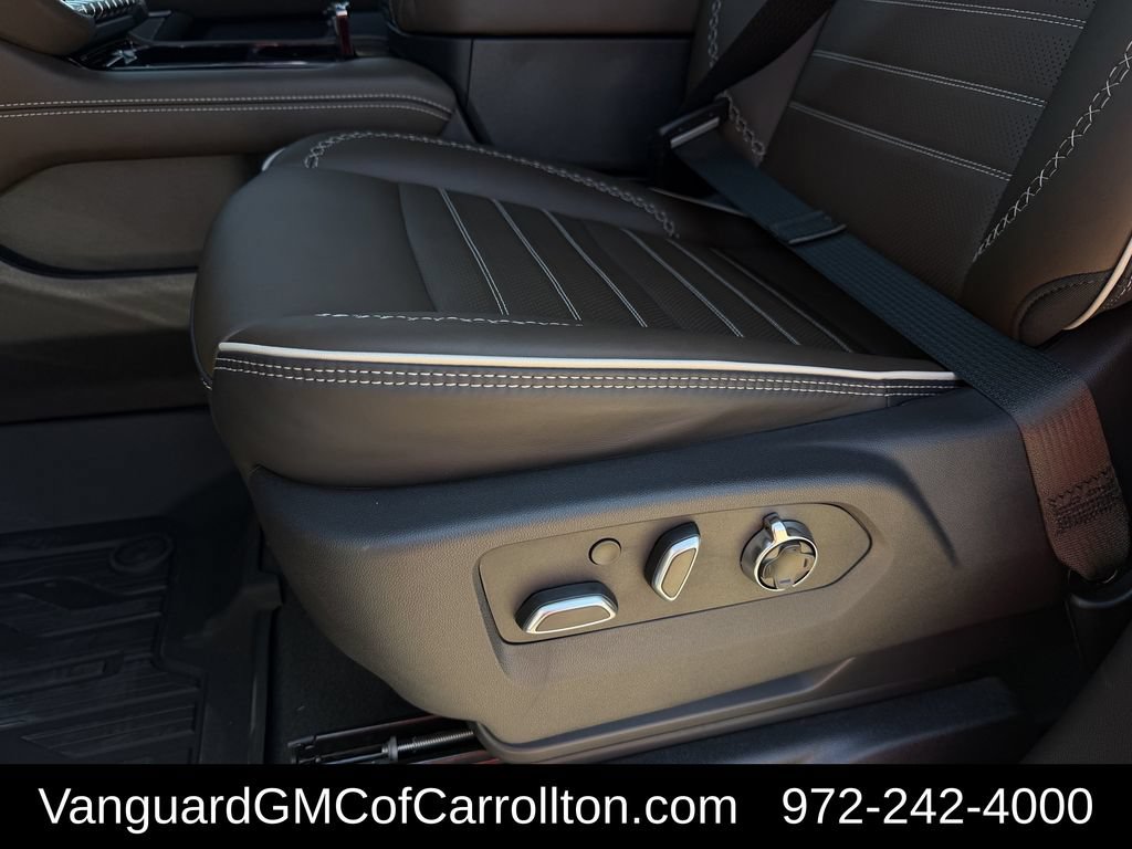 New 2026 GMC Yukon Denali Ultimate AWD/4WD image 24