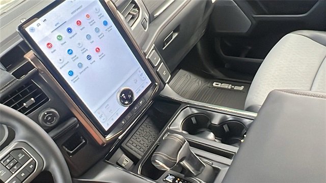 New 2025 Ford F150 Lightning Lariat image 35