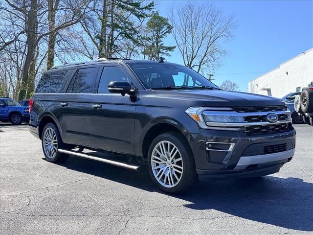 Used 2023 Ford Expedition Max Limited image 2