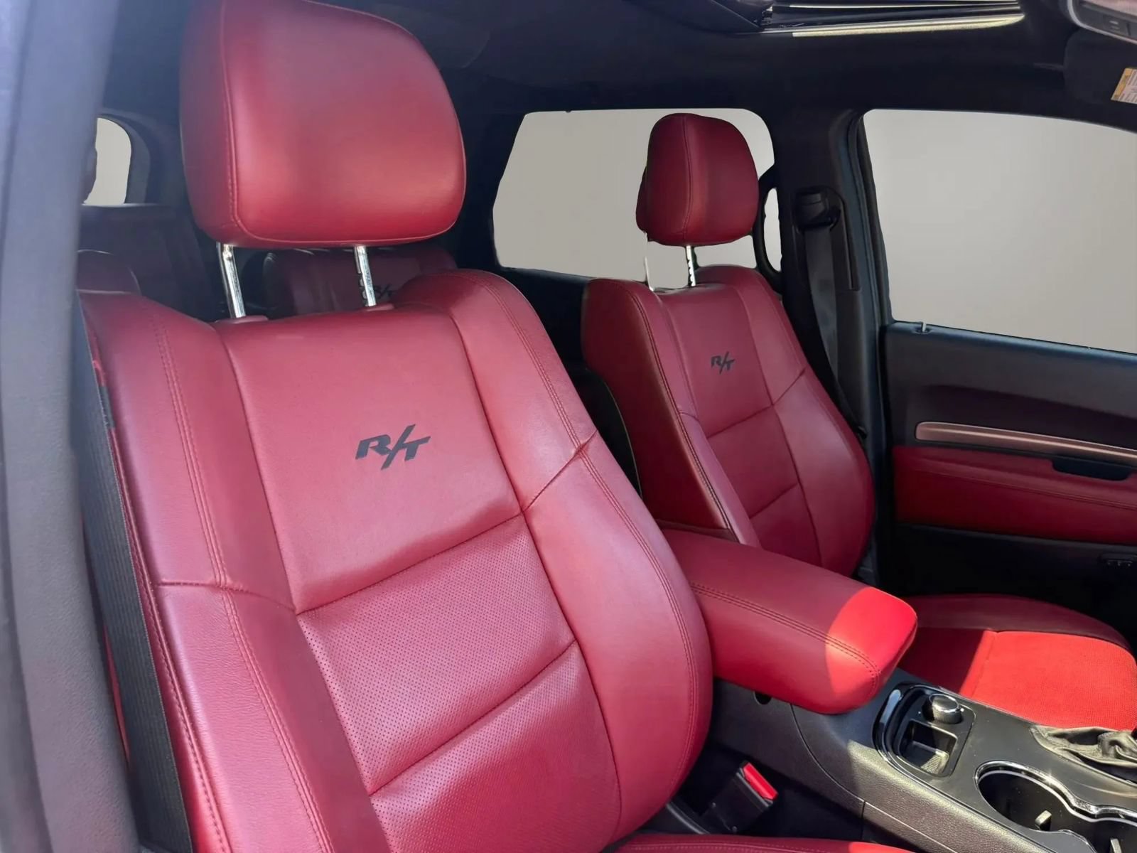 Used 2018 Dodge Durango R/T w/ Technology Group AWD/4WD image 56