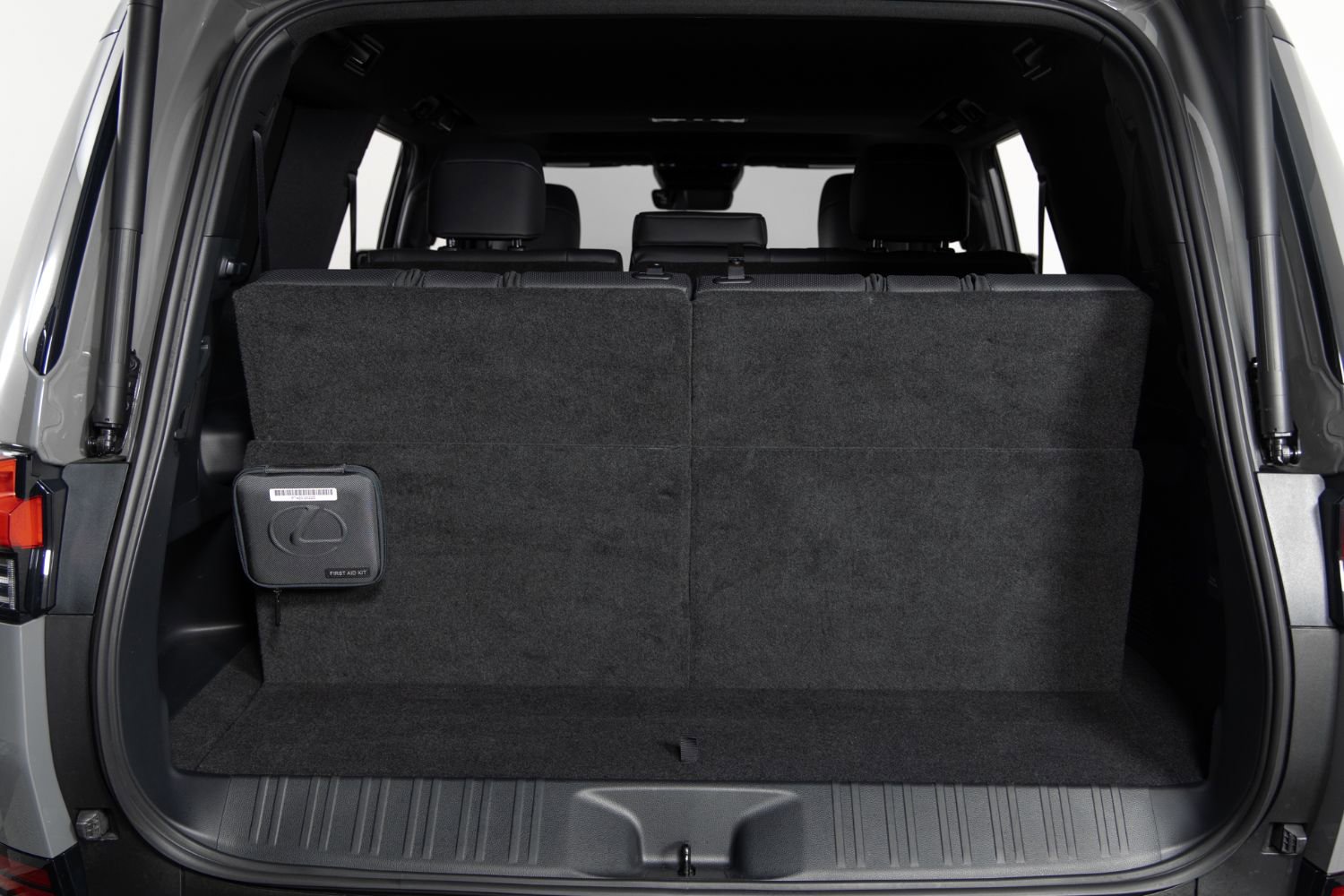 Used 2024 Lexus GX 550 w/ Accessory Package (2T) image 21