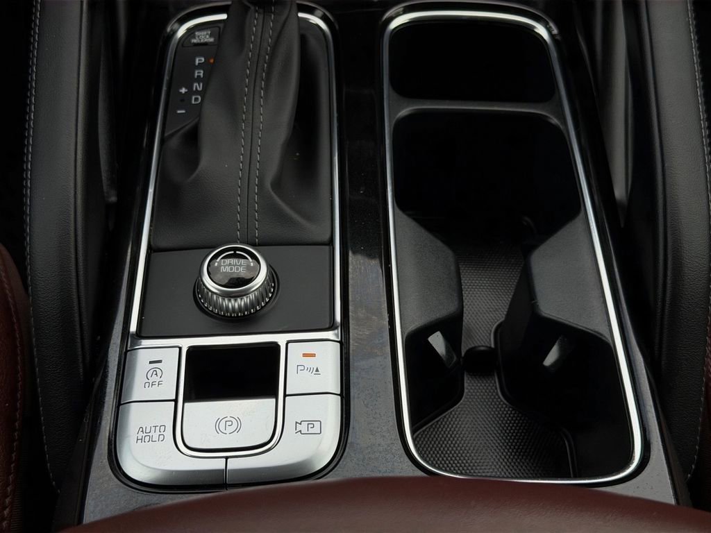 Used 2024 Kia Telluride SX w/ Towing Package FWD image 22