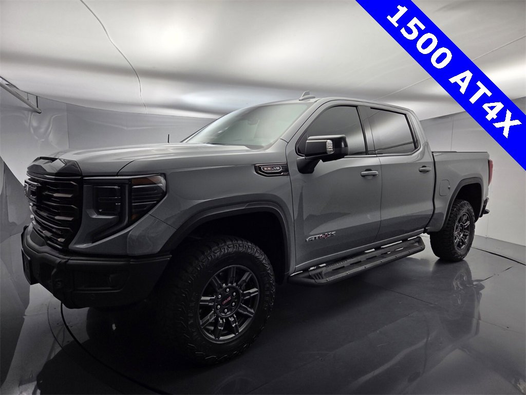 Used 2024 GMC Sierra 1500 AT4X image 6
