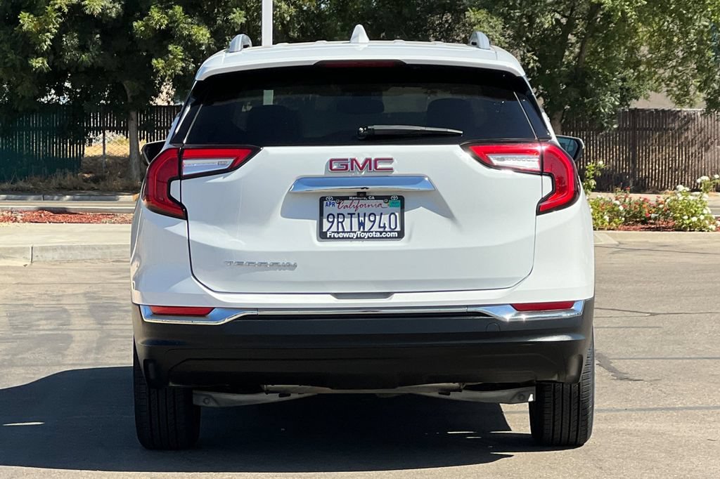 Used 2023 GMC Terrain SLT FWD image 6